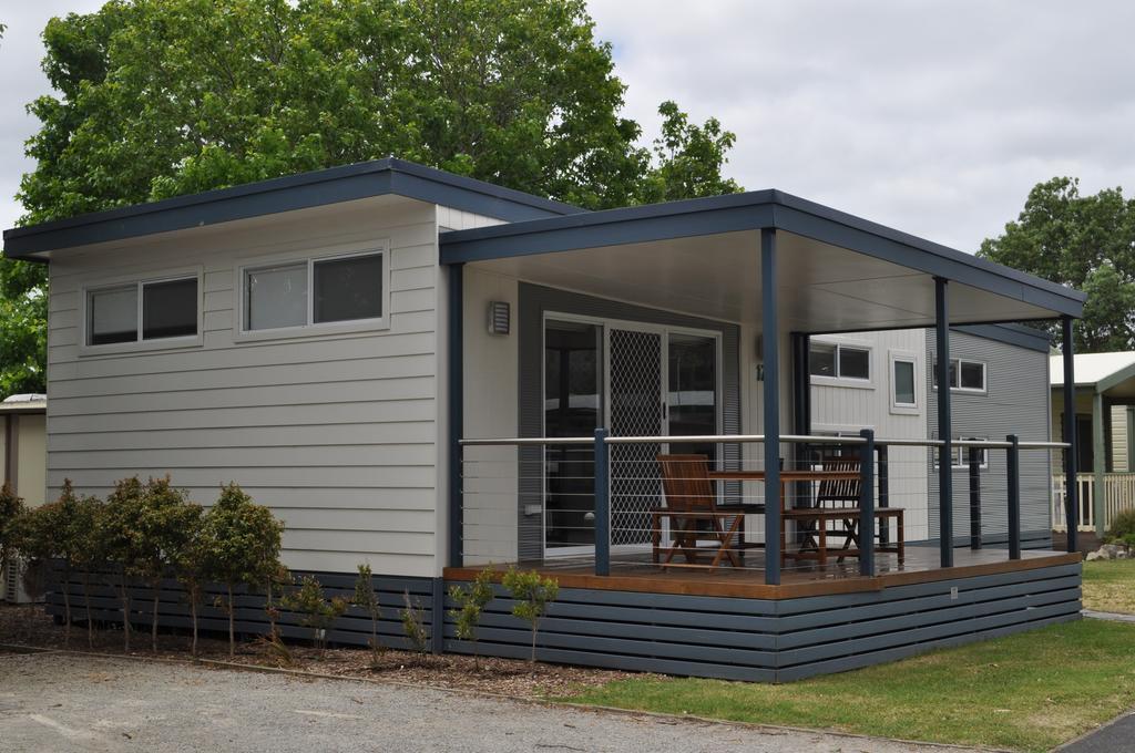 Kangerong Holiday Park Red Hill South Room photo